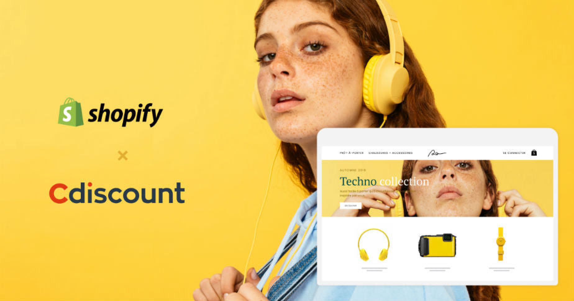 Personne tenant un smartphone avec l'application Cdiscount à l'écran